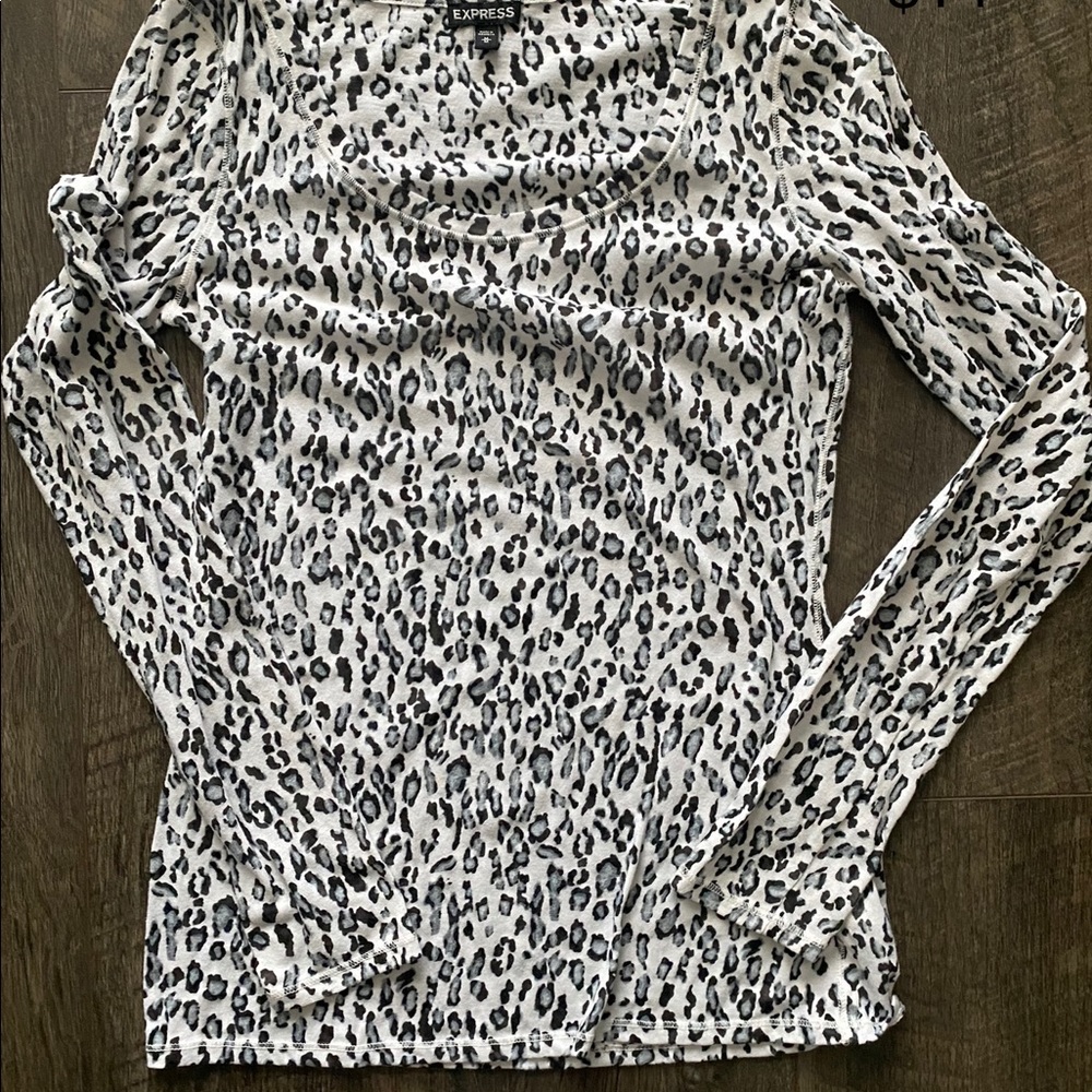 Express long sleeve